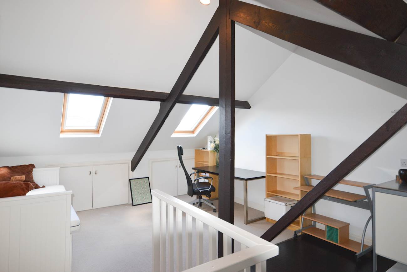 Loft/Studio Space